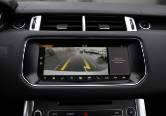 Подержанный автомобиль Land Rover Range Rover Sport 2017 года (23 фото)