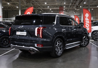 Подержанный автомобиль Hyundai Palisade 2021 года (7 фото)
