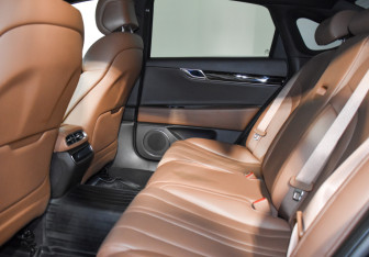 Подержанный автомобиль Genesis G80 2021 года (20 фото)