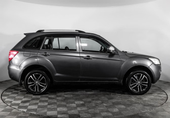 Подержанный автомобиль Lifan X60 2015 года (4 фото)