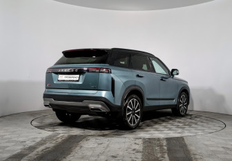 Подержанный автомобиль Jaecoo J7 2023 года (5 фото)