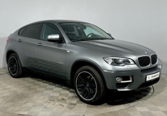 Подержанный автомобиль BMW X6 2013 года (3 фото)