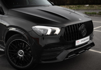 Подержанный автомобиль Mercedes-Benz GLE 2019 года (8 фото)