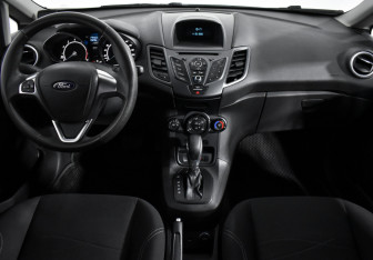Подержанный автомобиль Ford Fiesta Hatchback 2017 года (15 фото)
