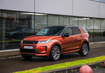 Подержанный автомобиль Land Rover Discovery Sport 2020 года (3 фото)