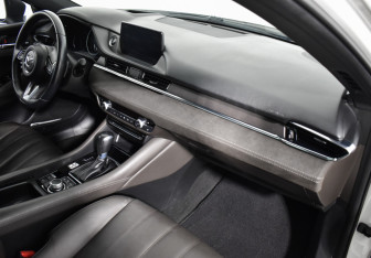 Подержанный автомобиль Mazda 6 Sedan 2018 года (14 фото)