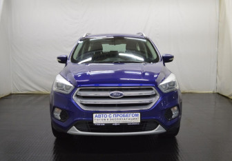 Подержанный автомобиль Ford Kuga 2017 года (2 фото)