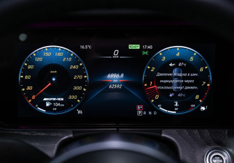 Подержанный автомобиль Mercedes-Benz AMG GT Liftback 2019 года (22 фото)