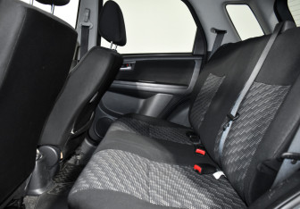 Подержанный автомобиль Suzuki SX4 Hatchback 2007 года (12 фото)
