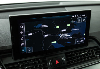 Подержанный автомобиль Audi Q5 2021 года (16 фото)