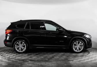 Подержанный автомобиль BMW X1 2017 года (4 фото)