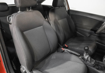 Подержанный автомобиль Opel Corsa 2013 года (19 фото)