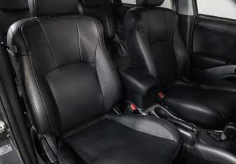Подержанный автомобиль Mitsubishi Outlander 2012 года (21 фото)