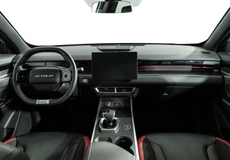 Подержанный автомобиль Jetour Dashing 2024 года (13 фото)