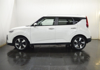 Подержанный автомобиль Kia Soul 2020 года (8 фото)