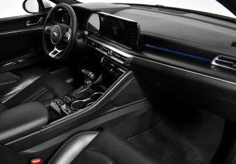 Подержанный автомобиль Kia K5 2021 года (15 фото)