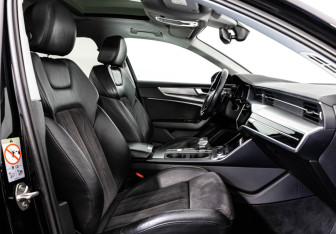 Подержанный автомобиль Audi A6 Wagon 2018 года (24 фото)