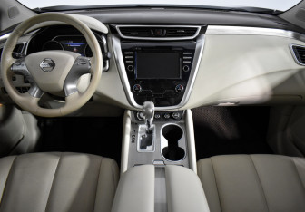 Подержанный автомобиль Nissan Murano Suv 2019 года (15 фото)