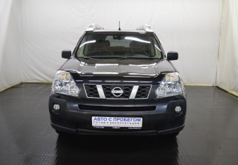 Подержанный автомобиль Nissan X-Trail 2008 года (2 фото)