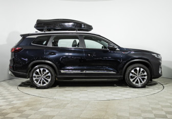 Подержанный автомобиль Chery Tiggo 8 Pro 2021 года (4 фото)