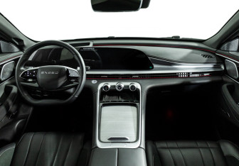 Подержанный автомобиль Exeed TXL 2024 года (13 фото)