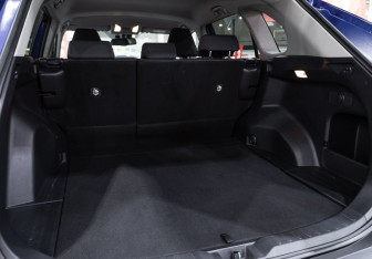 Подержанный автомобиль Toyota RAV4 2021 года (21 фото)