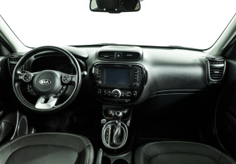 Подержанный автомобиль Kia Soul 2018 года (13 фото)