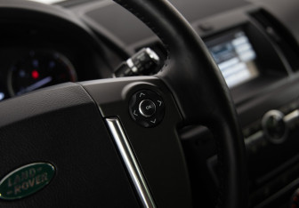 Подержанный автомобиль Land Rover Freelander 2014 года (18 фото)