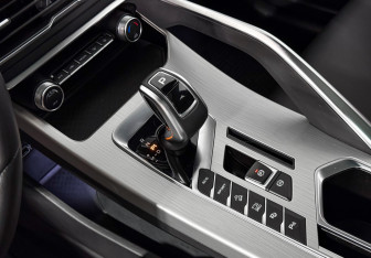 Подержанный автомобиль Geely Coolray 2021 года (11 фото)