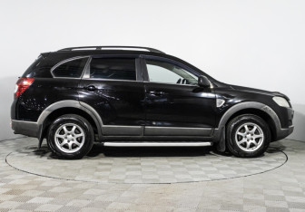 Подержанный автомобиль Chevrolet Captiva 2007 года (4 фото)