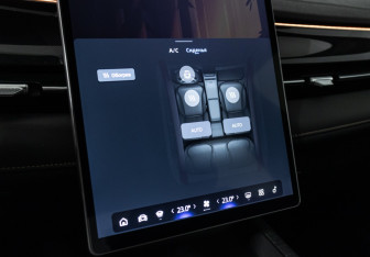 Подержанный автомобиль Geely Preface 2024 года (20 фото)