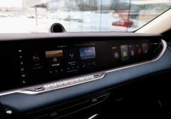 Подержанный автомобиль Voyah Free 2022 года (14 фото)