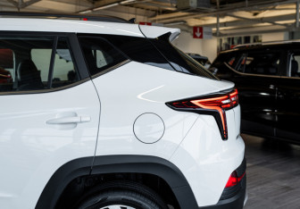 Новый Москвич 3 2024 (19 фото)