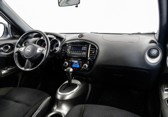 Подержанный автомобиль Nissan Juke 2013 года (9 фото)