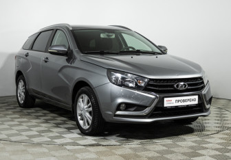 Подержанный автомобиль LADA (ВАЗ) Vesta Wagon 2018 года (3 фото)