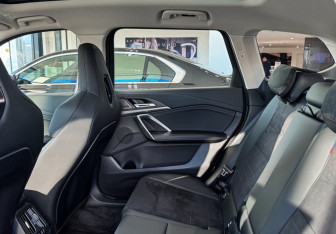 Новый BMW X1 2025 (9 фото)