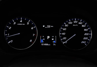 Подержанный автомобиль Mitsubishi Outlander 2018 года (25 фото)