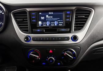 Подержанный автомобиль Hyundai Solaris Sedan 2018 года (17 фото)