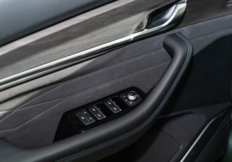 Новый Geely Monjaro 2026 (16 фото)