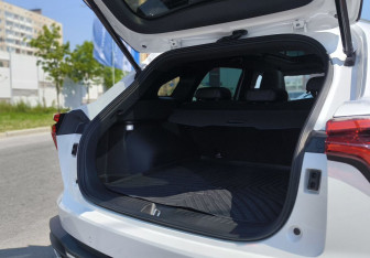 Подержанный автомобиль Haval F7 2025 года (22 фото)