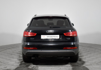 Подержанный автомобиль Audi Q3 2012 года (6 фото)