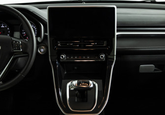 Подержанный автомобиль Haval M6 2023 года (14 фото)