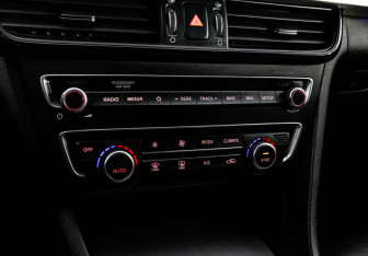 Подержанный автомобиль Kia Optima Sedan 2018 года (22 фото)