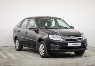 Подержанный автомобиль LADA (ВАЗ) Granta Liftback 2015 года (3 фото)