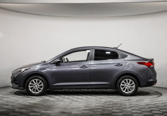 Подержанный автомобиль Hyundai Solaris Sedan 2021 года (8 фото)