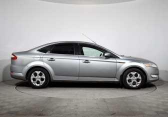 Подержанный автомобиль Ford Mondeo Sedan 2008 года (4 фото)