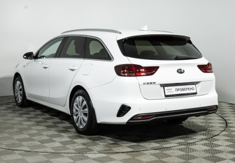 Подержанный автомобиль Kia Ceed Wagon 2019 года (7 фото)