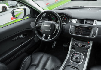 Подержанный автомобиль Land Rover Range Rover Evoque 2012 года (13 фото)