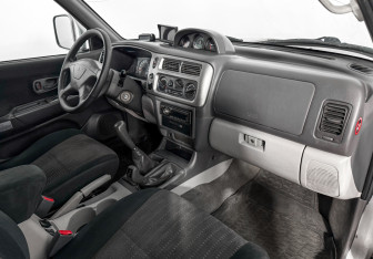 Подержанный автомобиль Mitsubishi Pajero Sport 2008 года (13 фото)
