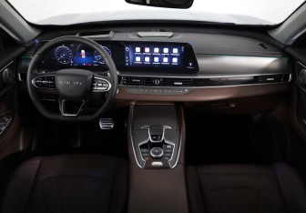 Подержанный автомобиль Chery Tiggo 8 Pro Max 2023 года (9 фото)